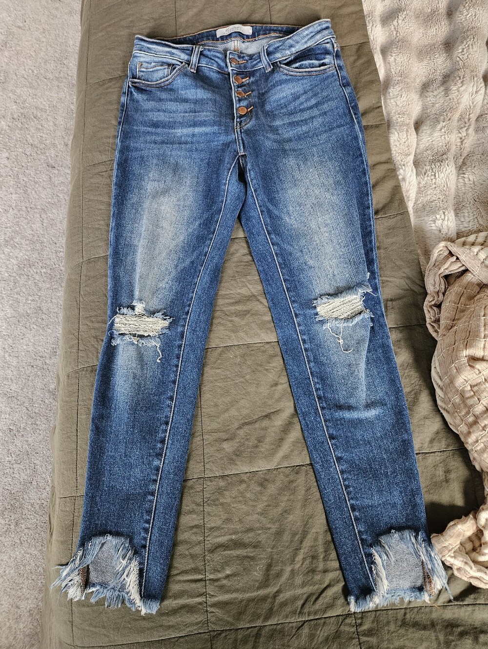 High-Rise Distressed Blue Women's Jeans